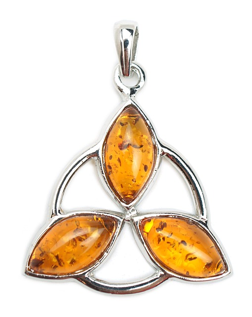symbole amour éternel Triquetra